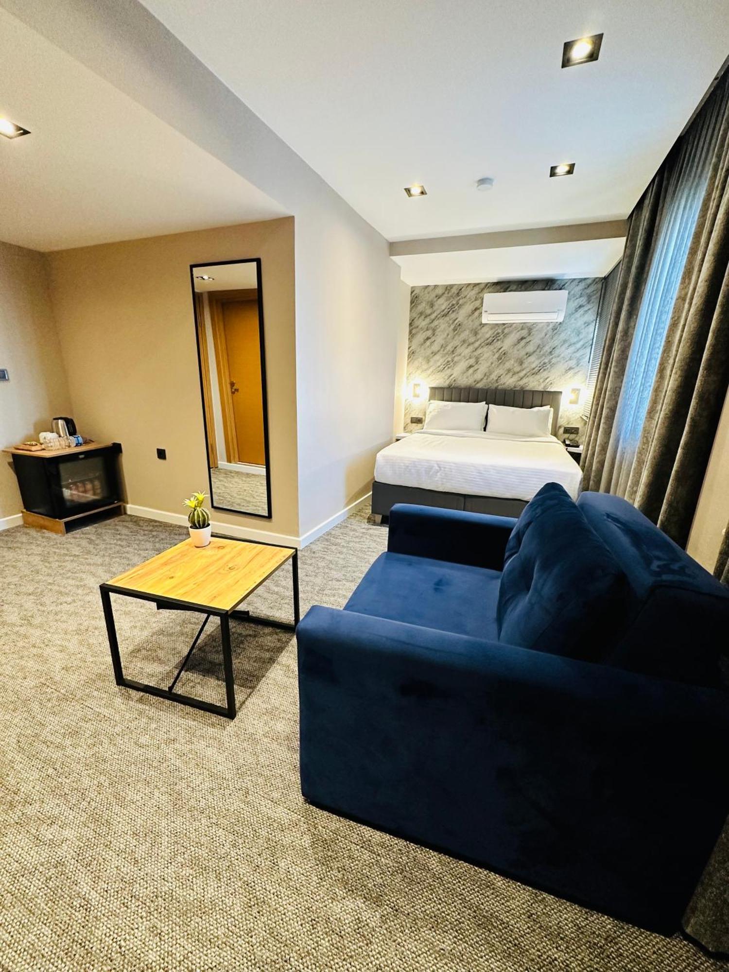 Taksim Rexxee Istanbul Istiklal Hotel מראה חיצוני תמונה