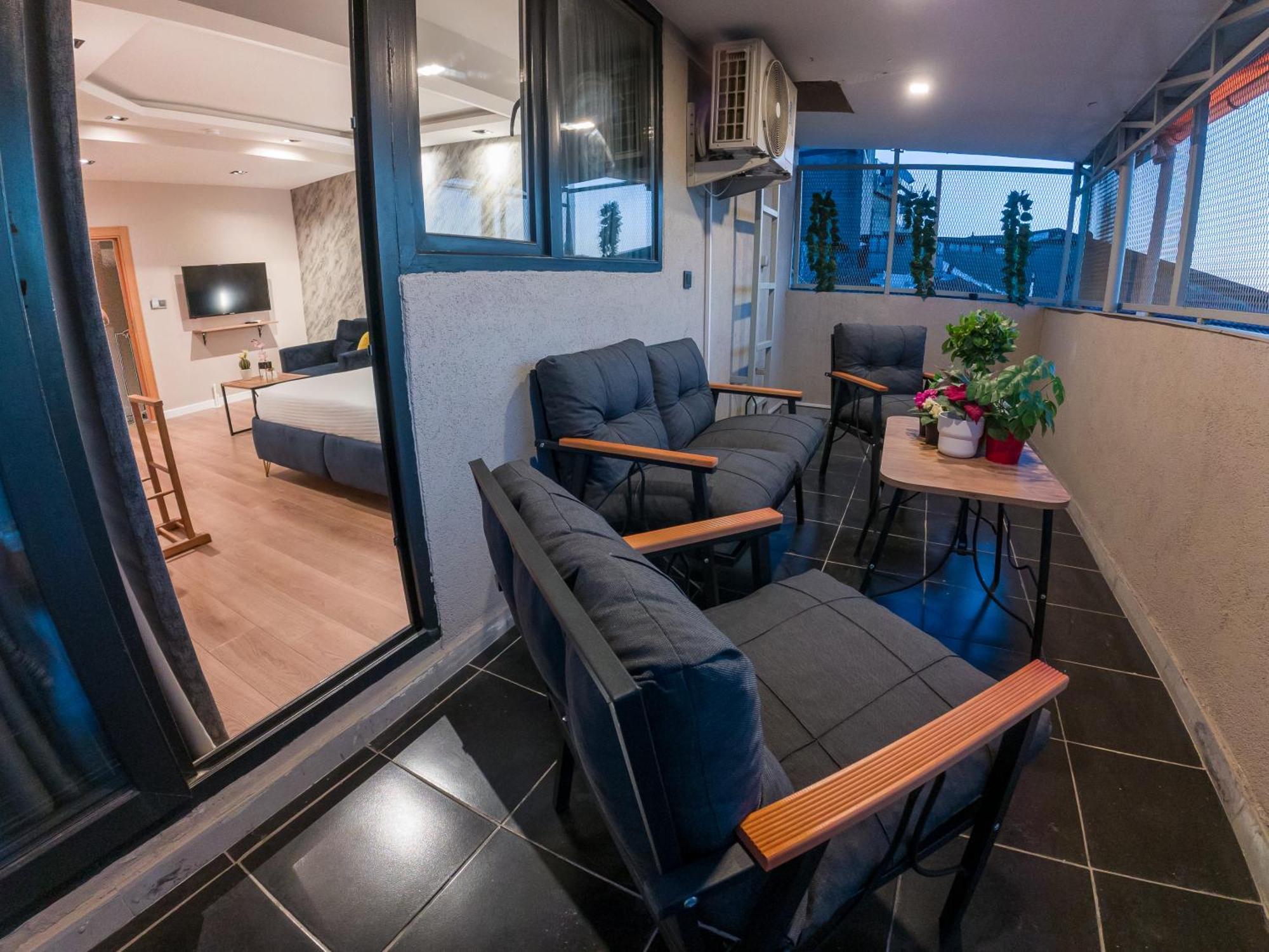 Taksim Rexxee Istanbul Istiklal Hotel מראה חיצוני תמונה