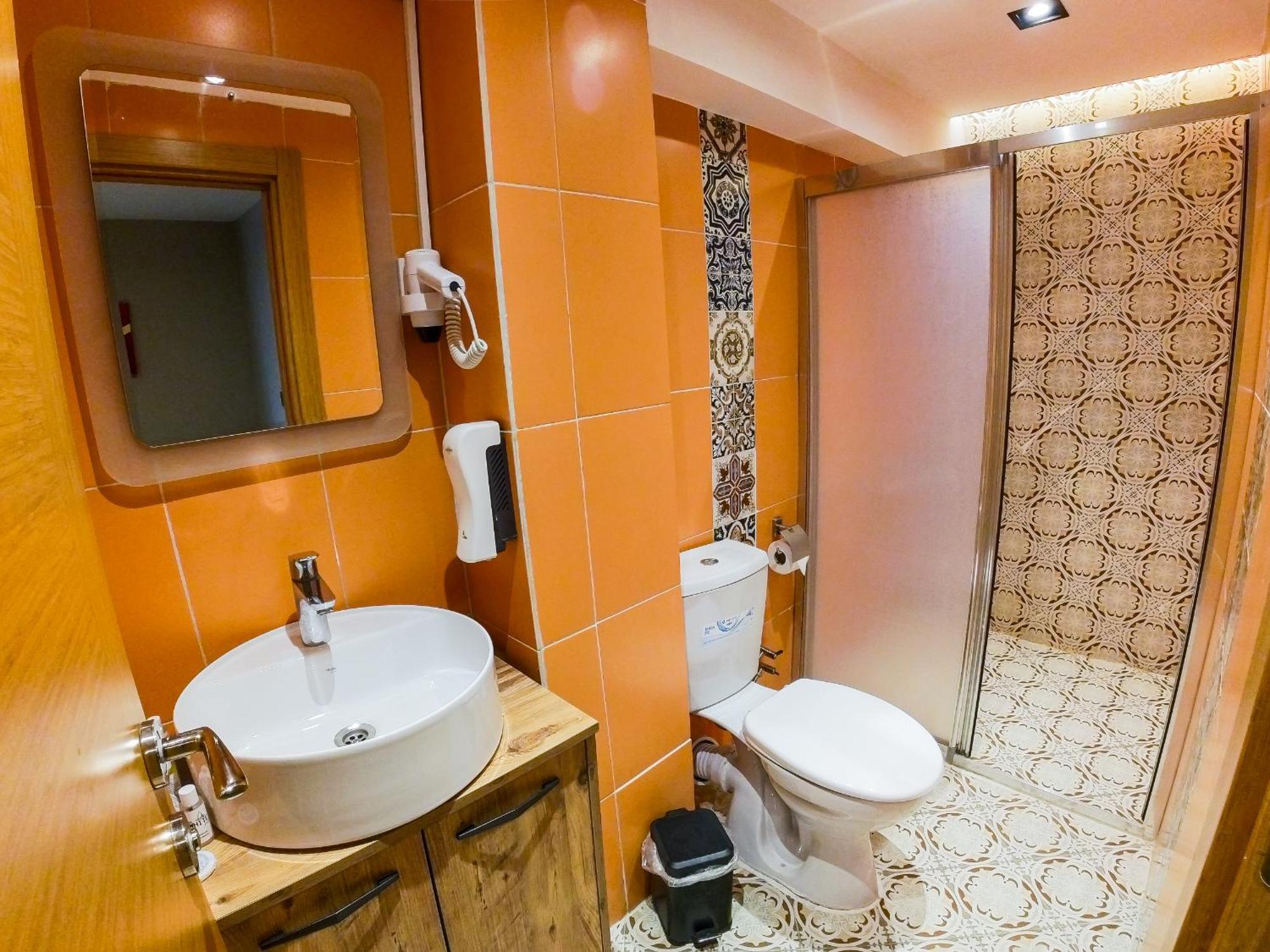 Taksim Rexxee Istanbul Istiklal Hotel מראה חיצוני תמונה